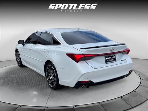 2019 Toyota Avalon Touring