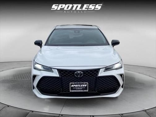 2019 Toyota Avalon Touring