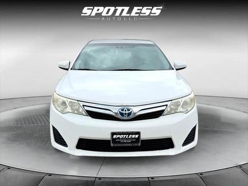 2014 Toyota Camry Hybrid XLE