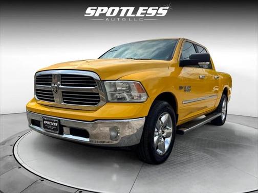 2016 RAM 1500 SLT