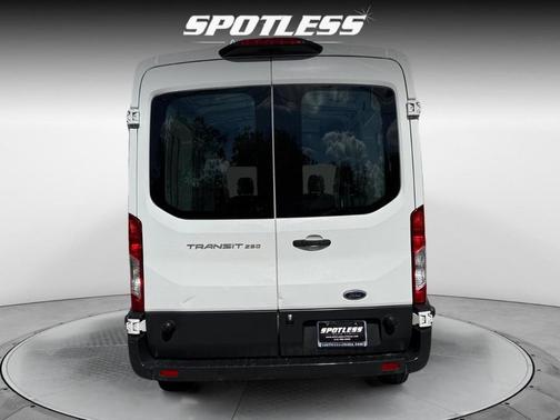 2017 Ford Transit-250 Base