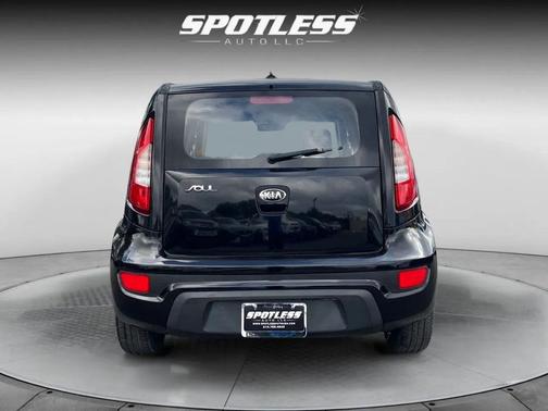 2013 Kia Soul Base