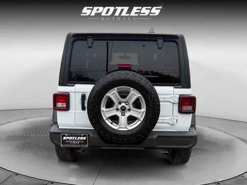 2022 Jeep Wrangler Sport S