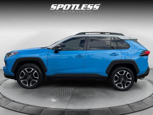 2019 Toyota RAV4 Adventure