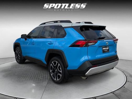 2019 Toyota RAV4 Adventure