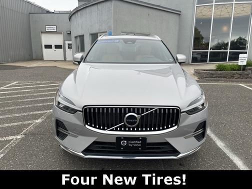 2022 Volvo XC60 B5 AWD Inscription