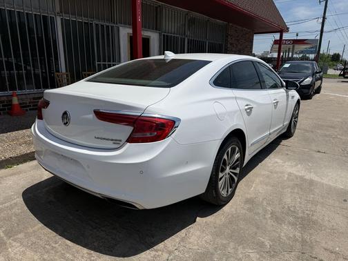 White 2019 Buick LaCrosse Premium