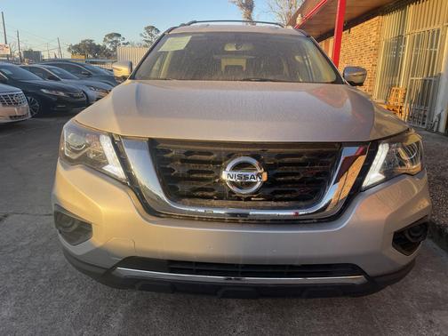 2019 Nissan Pathfinder SL