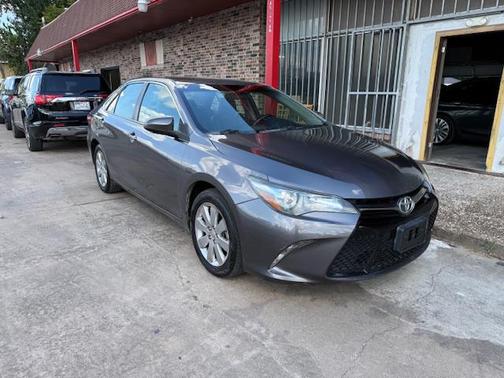 2017 Toyota Camry XLE