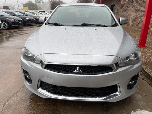 2016 Mitsubishi Lancer SE