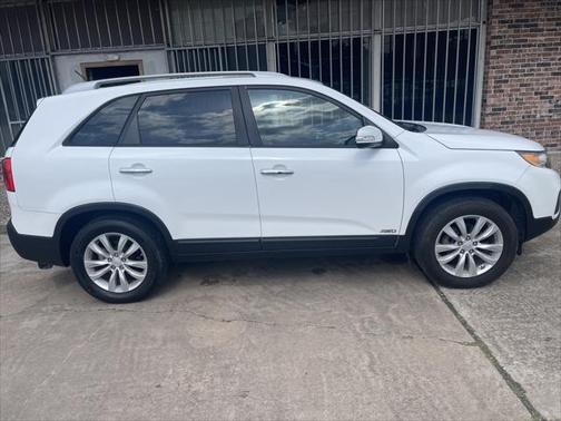 2011 Kia Sorento LX