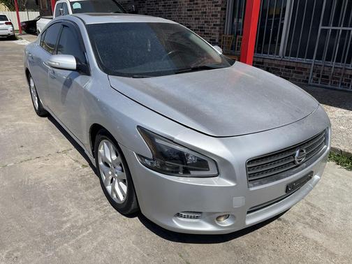 2012 Nissan Maxima S