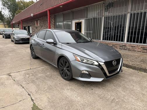 2019 Nissan Altima 2.5 SR