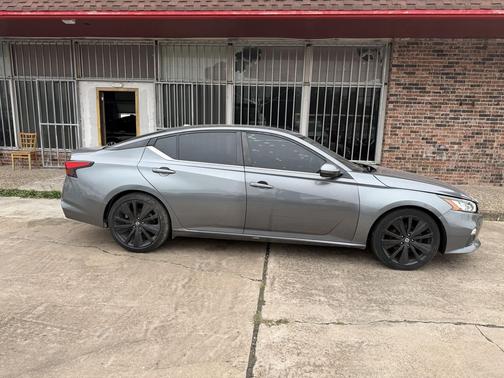 2019 Nissan Altima 2.5 SR