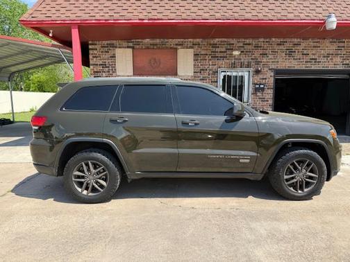 2017 Jeep Grand Cherokee 75th Anniversary Edition 4x4