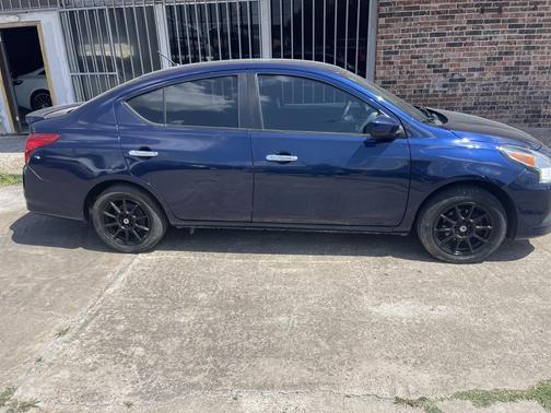 2018 Nissan Versa 1.6 SV