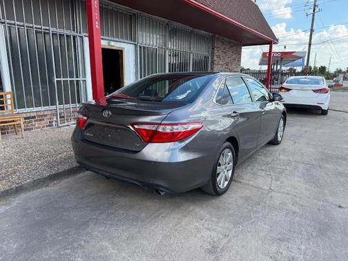 2017 Toyota Camry XLE