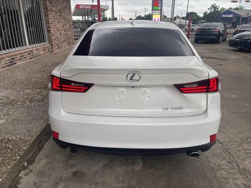 2015 Lexus IS 250 Crafted Line