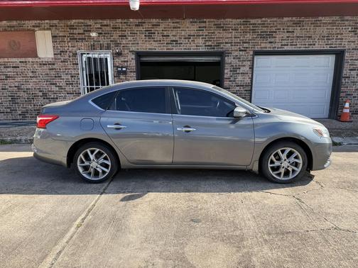 2016 Nissan Sentra SV