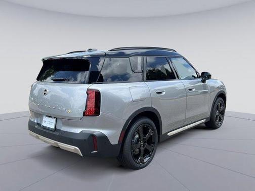 2025 MINI Countryman Base