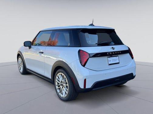 2025 MINI Hardtop Cooper