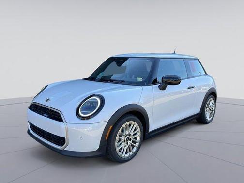 2025 MINI Hardtop Cooper