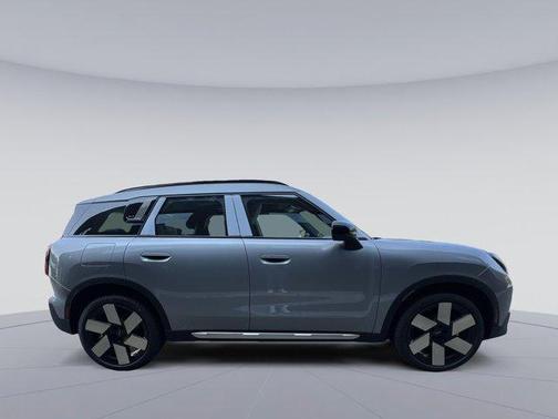 2025 MINI Countryman S
