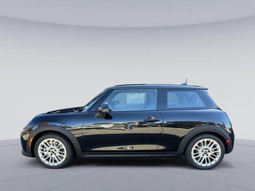 2025 MINI Hardtop Cooper