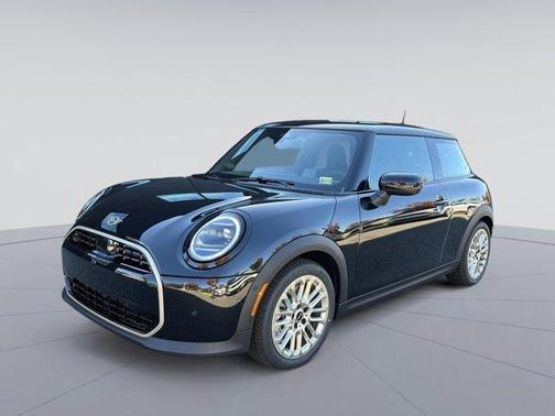 2025 MINI Hardtop Cooper