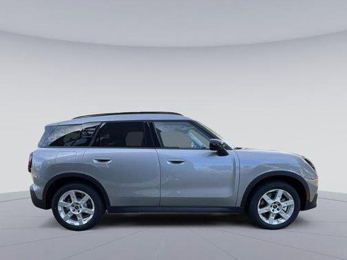 2025 MINI Countryman S