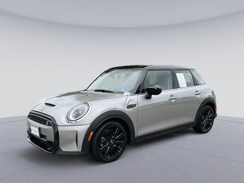 Silver 2024 MINI Hardtop Cooper S