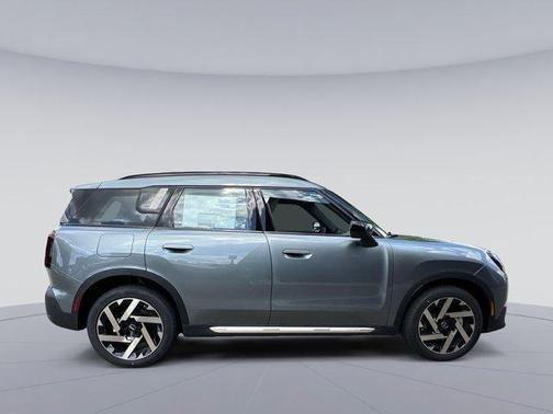 2025 MINI Countryman S