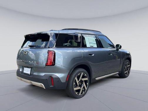 2025 MINI Countryman S