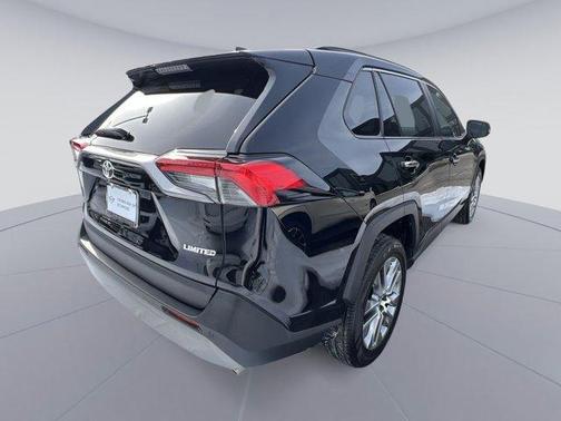 2023 Toyota RAV4 Limited