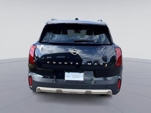 2025 MINI Countryman Base