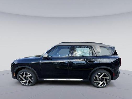 2025 MINI Countryman Base