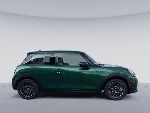 2025 MINI Hardtop Cooper