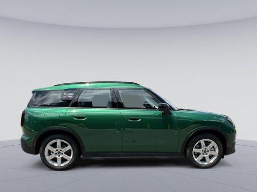 2025 MINI Countryman Base