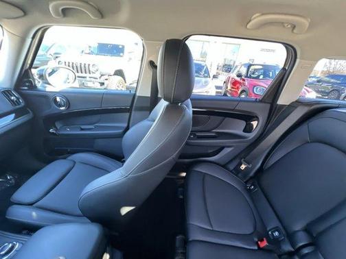 2023 MINI Countryman Cooper S