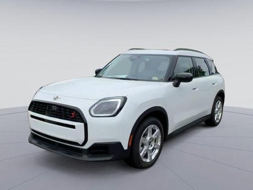 White Metallic 2025 MINI Countryman S