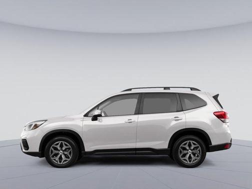 Crystal White Pearl 2021 Subaru Forester Premium