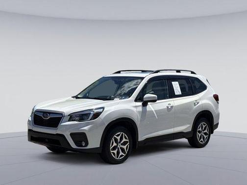 Crystal White Pearl 2021 Subaru Forester Premium