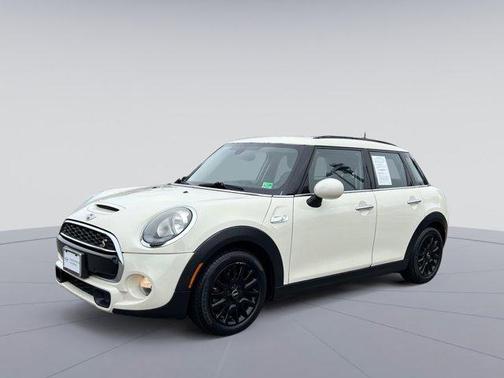 2016 MINI Hardtop Cooper S