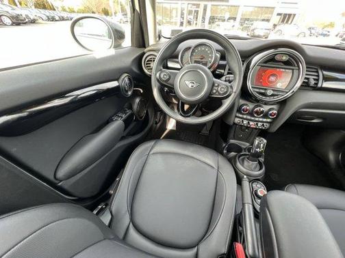 2021 MINI Hardtop Cooper
