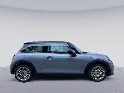 2025 MINI Hardtop Cooper