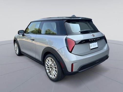 2025 MINI Hardtop Cooper