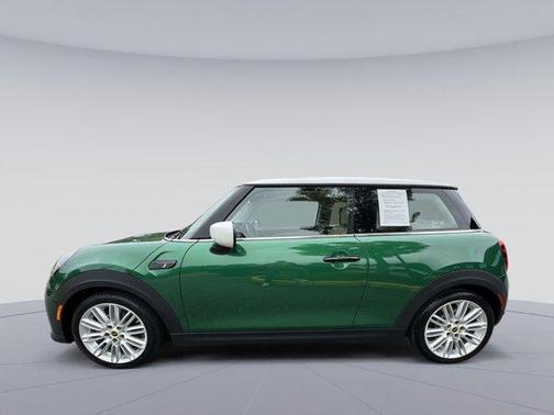2024 MINI SE Hardtop Cooper