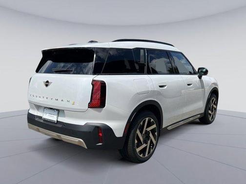2025 MINI Countryman Base
