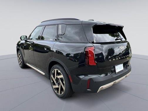 2025 MINI Countryman Base
