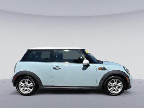 2011 MINI Cooper Base